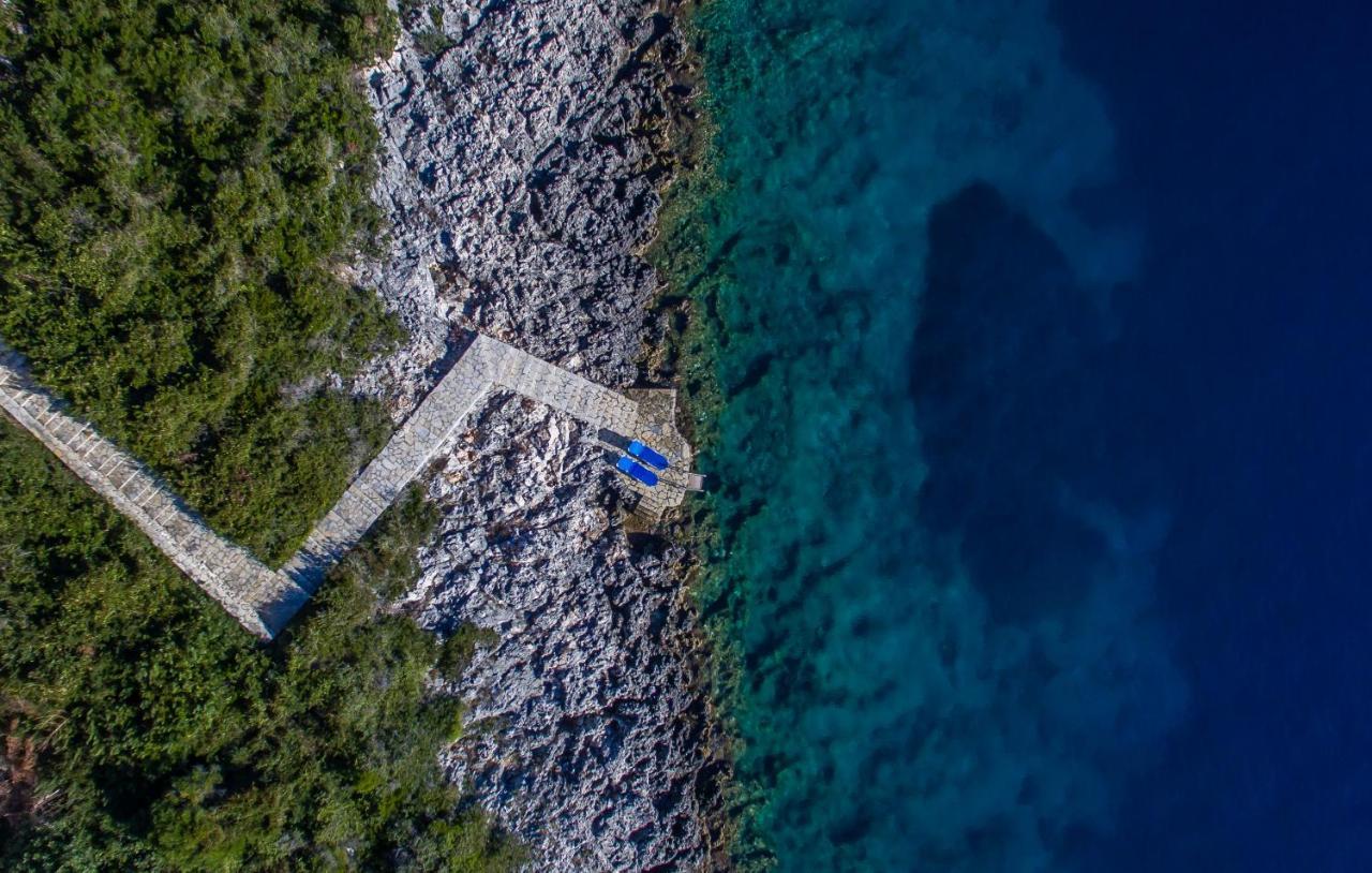 Iris Lefkada - Karavi With Private Sea Access