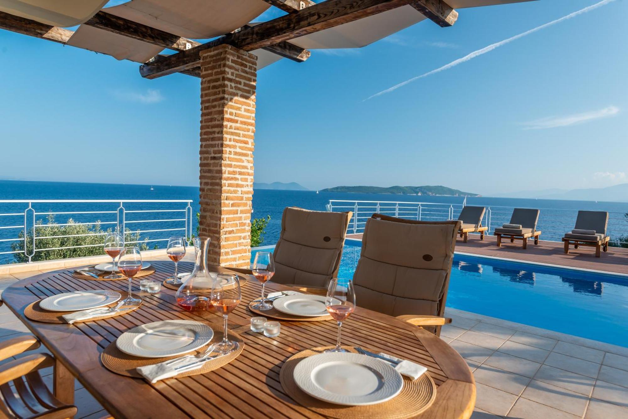 Iris Lefkada - Karavi With Private Sea Access